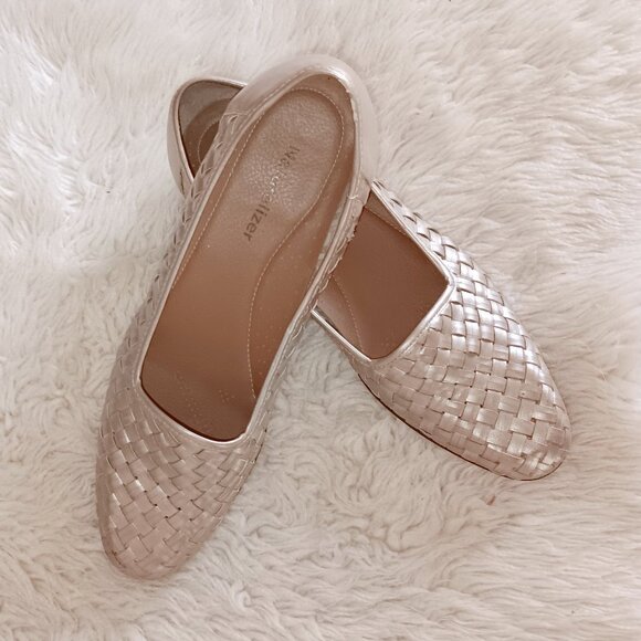 Gilded Bronze-tone Comfort - Beautiful Naturalizer Leather (upper) Flats - Picture 1 of 4